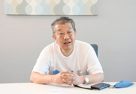 今間 俊博