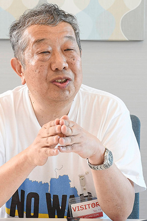 今間 俊博