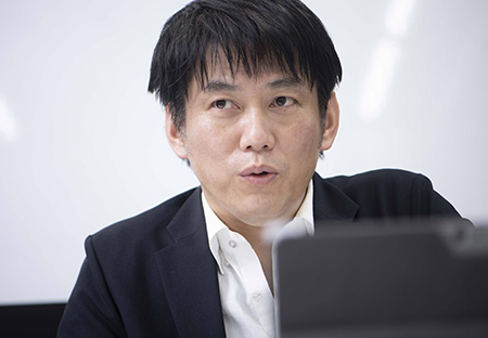 吉岡 宏起