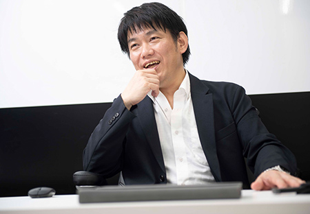 吉岡 宏起